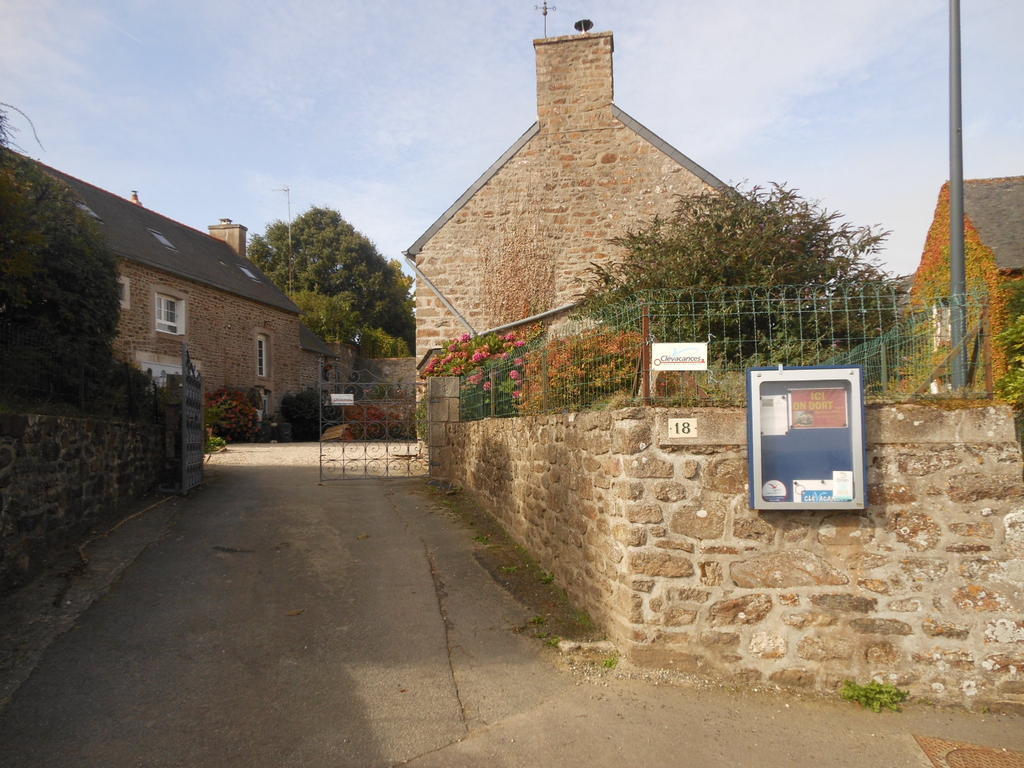 Le Jardin A Mordreuc Bed & Breakfast Pleudihen-sur-Rance ภายนอก รูปภาพ